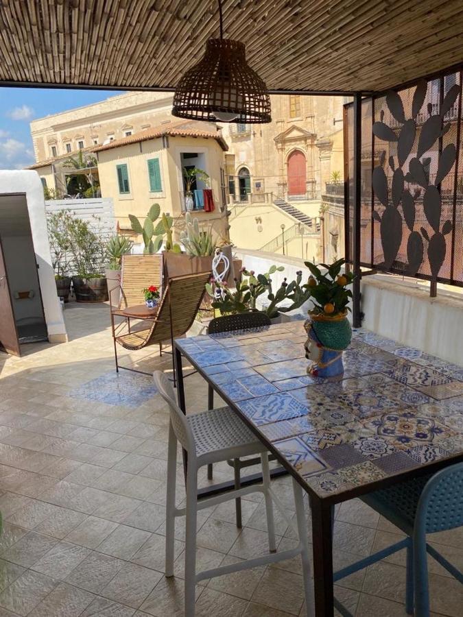 La Finestra Su Noto酒店 外观 照片