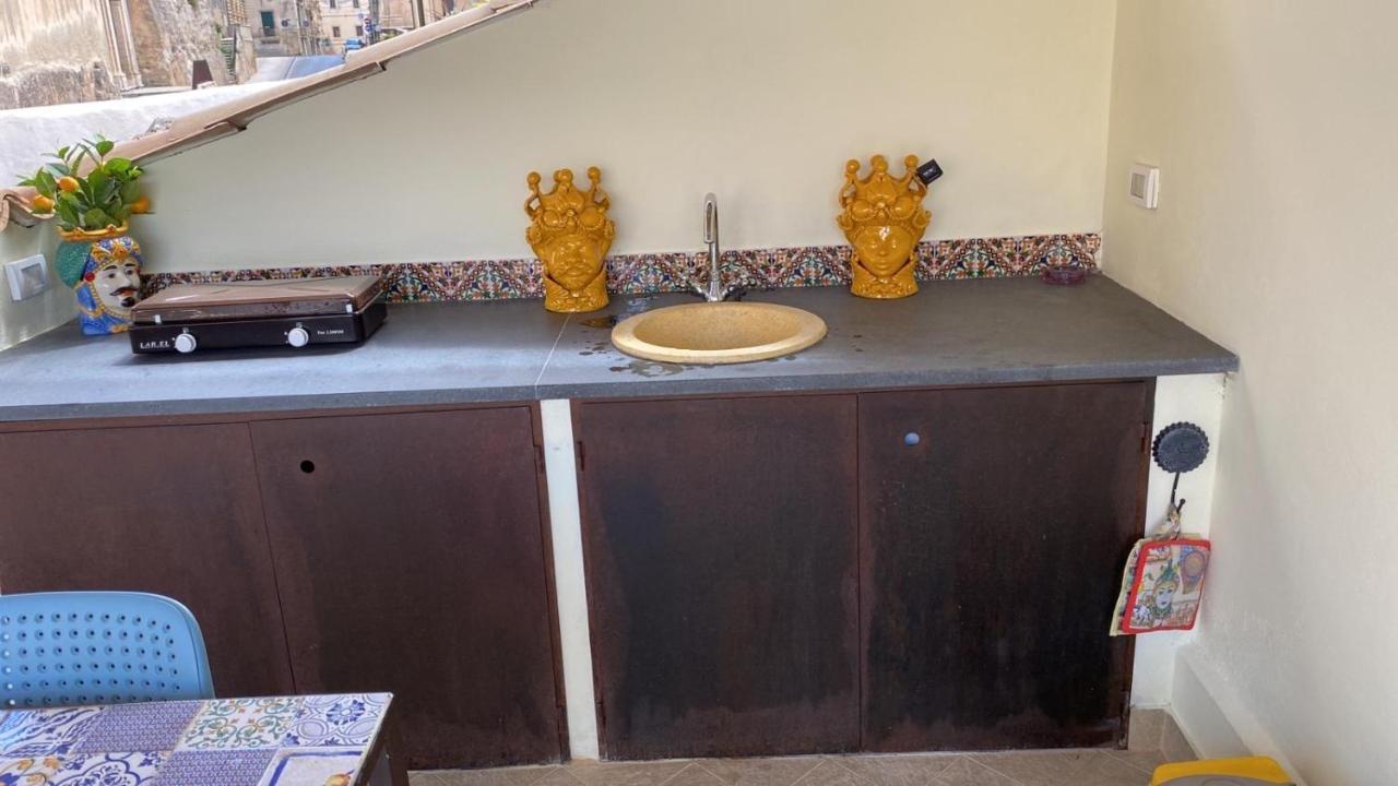 La Finestra Su Noto酒店 外观 照片